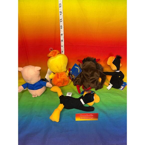 Looney Tunes Bean Bag Plush Tweety Bird Daffy Duck Taz and Porky Pig Figures - Picture 5 of 6